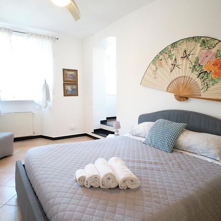 Cavour La Citta Vecchia Apartment Genoa Exterior photo